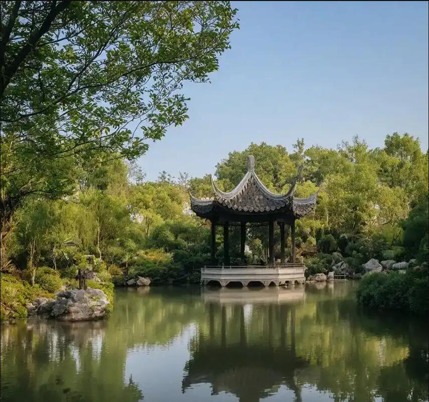 南京建邺雨真建筑有限公司